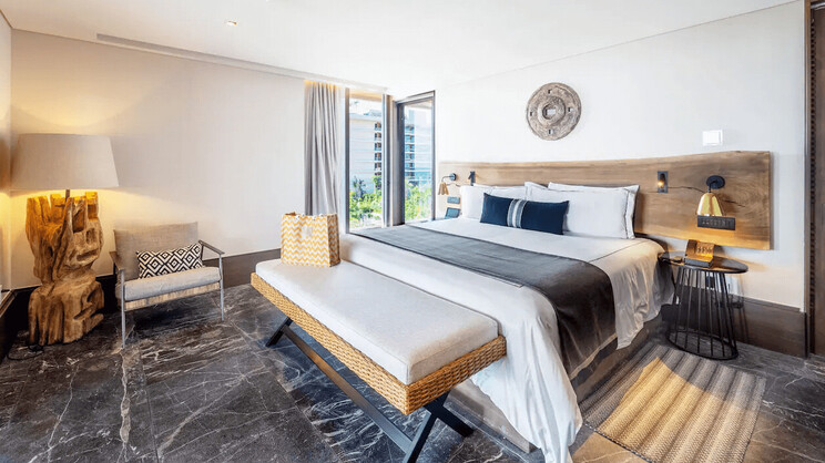 Panoramic Suite Ocean Front 